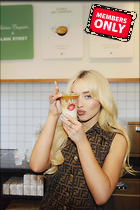 Celebrity Photo: Sabrina Carpenter
3074x4608   2.2 mb
Viewed 3 times
@BestEyeCandy.com