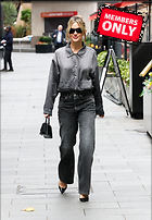 Celebrity Photo: Ashley Roberts
2200x3182 1.9 mb
Viewed 0 times
@BestEyeCandy.com