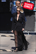 Celebrity Photo: Charlize Theron
2333x3499 2.3 mb
Viewed 0 times
@BestEyeCandy.com