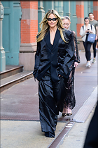 Celebrity Photo: Heidi Klum
24 Photos
Photoset #702780
@BestEyeCandy.com