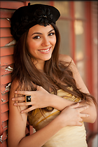 Celebrity Photo: Victoria Justice
733x1100 562 kb
Viewed 3 times
@BestEyeCandy.com