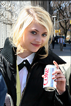Celebrity Photo: Taylor Momsen
2001x3000 341 kb
Viewed 3 times
@BestEyeCandy.com