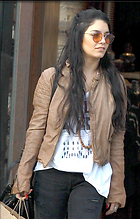 Celebrity Photo: Vanessa Hudgens
2700x4231 1.2 mb
Viewed 7 times
@BestEyeCandy.com