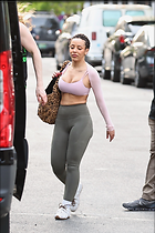 Celebrity Photo: Doja Cat
1111x1666 713 kb
Viewed 17 times
@BestEyeCandy.com