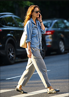 Celebrity Photo: Katie Holmes
2 Photos
Photoset #709947
@BestEyeCandy.com