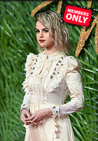 Celebrity Photo: Selena Gomez
3308x4778 1.7 mb
Viewed 1 time
@BestEyeCandy.com