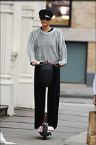 Celebrity Photo: Paris Hilton
2 Photos
Photoset #709152
@BestEyeCandy.com