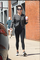 Celebrity Photo: Lauren Graham
1200x1800 258 kb
Viewed 13 times
@BestEyeCandy.com