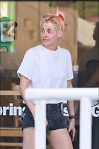 Celebrity Photo: Kristen Stewart
800x1199   80 kb
Viewed 13 times
@BestEyeCandy.com