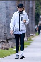 Celebrity Photo: Ellen Pompeo
7 Photos
Photoset #704249
@BestEyeCandy.com