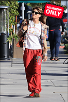 Celebrity Photo: Lori Loughlin
1629x2444 1.6 mb
Viewed 0 times
@BestEyeCandy.com