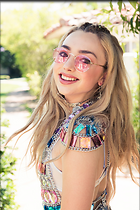 Celebrity Photo: Peyton Roi List
2002x3000 1.2 mb
Viewed 6 times
@BestEyeCandy.com