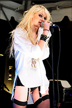 Celebrity Photo: Taylor Momsen
2000x3008 447 kb
Viewed 2 times
@BestEyeCandy.com