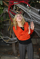 Celebrity Photo: Peyton Roi List
2400x3517 1,085 kb
Viewed 10 times
@BestEyeCandy.com