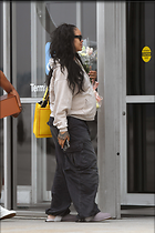 Celebrity Photo: Rihanna
1810x2714 1.2 mb
Viewed 7 times
@BestEyeCandy.com