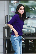 Celebrity Photo: Courteney Cox
982x1473 618 kb
Viewed 28 times
@BestEyeCandy.com