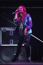 Celebrity Photo: Demi Lovato
1996x3000   325 kb
Viewed 3 times
@BestEyeCandy.com