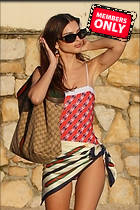 Celebrity Photo: Emily Ratajkowski
2200x3300 1.9 mb
Viewed 2 times
@BestEyeCandy.com