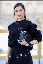 Celebrity Photo: Ana De Armas
1200x1800 152 kb
Viewed 22 times
@BestEyeCandy.com