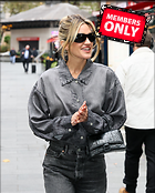 Celebrity Photo: Ashley Roberts
2200x2742 2.0 mb
Viewed 0 times
@BestEyeCandy.com