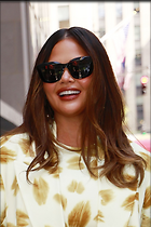 Celebrity Photo: Christine Teigen
1085x1628 499 kb
Viewed 3 times
@BestEyeCandy.com