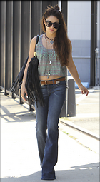 Celebrity Photo: Vanessa Hudgens
1998x3640 647 kb
Viewed 3 times
@BestEyeCandy.com