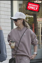 Celebrity Photo: Sarah Michelle Gellar
2200x3300 2.1 mb
Viewed 0 times
@BestEyeCandy.com