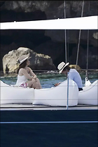 Celebrity Photo: Ana De Armas
800x1199   78 kb
Viewed 6 times
@BestEyeCandy.com