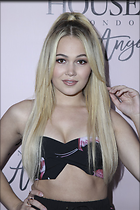 Kelli Berglund – House of CB Flagship Store Launch in Los Angeles 6.14..20.2016
1280x1920 270 kb
Viewed 6 times
@BestEyeCandy.com