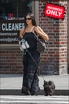 Celebrity Photo: Irina Shayk
2000x3000 2.4 mb
Viewed 0 times
@BestEyeCandy.com