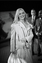 Celebrity Photo: Elle Fanning
1366x2048 951 kb
Viewed 4 times
@BestEyeCandy.com