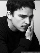 Celebrity Photo: Josh Hartnett
467x624   71 kb
Viewed 3 times
@BestEyeCandy.com