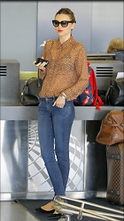 Celebrity Photo: Miranda Kerr
2850x5049 1.3 mb
Viewed 5 times
@BestEyeCandy.com