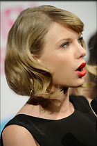 Celebrity Photo: Taylor Swift
2400x3600 962 kb
Viewed 7 times
@BestEyeCandy.com