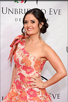Celebrity Photo: Danica McKellar
2 Photos
Photoset #737360
@BestEyeCandy.com