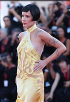Celebrity Photo: Halsey
1200x1748   212 kb
Viewed 12 times
@BestEyeCandy.com