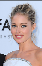Celebrity Photo: Doutzen Kroes
1578x2447 375 kb
Viewed 11 times
@BestEyeCandy.com