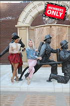 Celebrity Photo: Heather Locklear
2333x3500 2.6 mb
Viewed 0 times
@BestEyeCandy.com