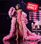 Celebrity Photo: Gigi Hadid
3612x3837 2.8 mb
Viewed 0 times
@BestEyeCandy.com