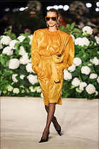 Celebrity Photo: Bella Hadid
12 Photos
Photoset #722842
@BestEyeCandy.com