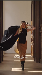 Celebrity Photo: Elle Fanning
720x1280 131 kb
Viewed 5 times
@BestEyeCandy.com