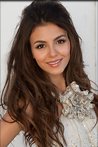 Celebrity Photo: Victoria Justice
733x1100 628 kb
Viewed 4 times
@BestEyeCandy.com