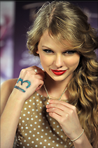 Celebrity Photo: Taylor Swift
1996x3000   805 kb
Viewed 15 times
@BestEyeCandy.com
