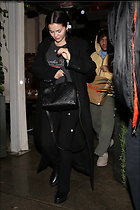 Celebrity Photo: Selena Gomez
1365x2048 710 kb
Viewed 9 times
@BestEyeCandy.com