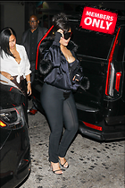 Celebrity Photo: Rihanna
2326x3489 3.8 mb
Viewed 0 times
@BestEyeCandy.com