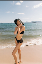 Celebrity Photo: Elsa Hosk
667x1000 72 kb
Viewed 5 times
@BestEyeCandy.com
