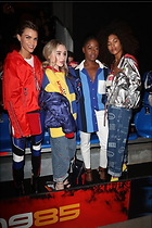 Celebrity Photo: Sabrina Carpenter
1280x1920   324 kb
Viewed 8 times
@BestEyeCandy.com