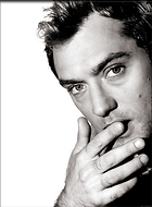 Celebrity Photo: Jude Law
755x1024 362 kb
Viewed 4 times
@BestEyeCandy.com