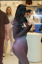 Celebrity Photo: Kimberly Kardashian
2333x3500 1.2 mb
Viewed 12 times
@BestEyeCandy.com