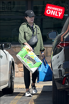 Celebrity Photo: Lauren Graham
2216x3324 3.1 mb
Viewed 0 times
@BestEyeCandy.com